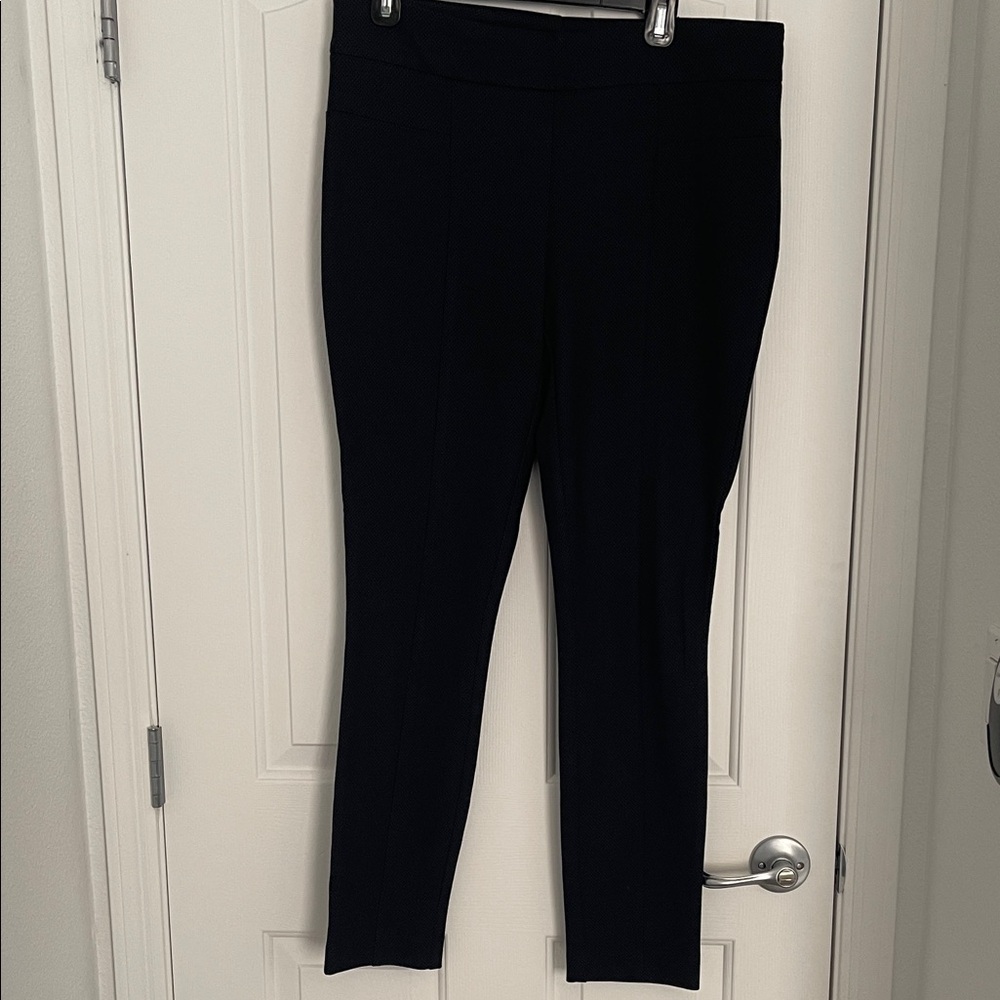 Hilary Radley Black pants. Size Large